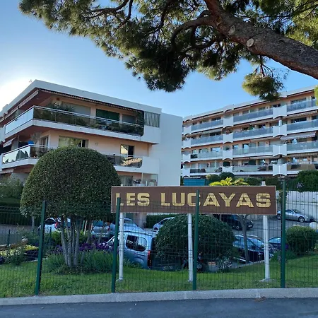 Lumineux Et Climatise, Face Au Parc Prive Et A 10 Mins De La Cagnes-sur-Mer